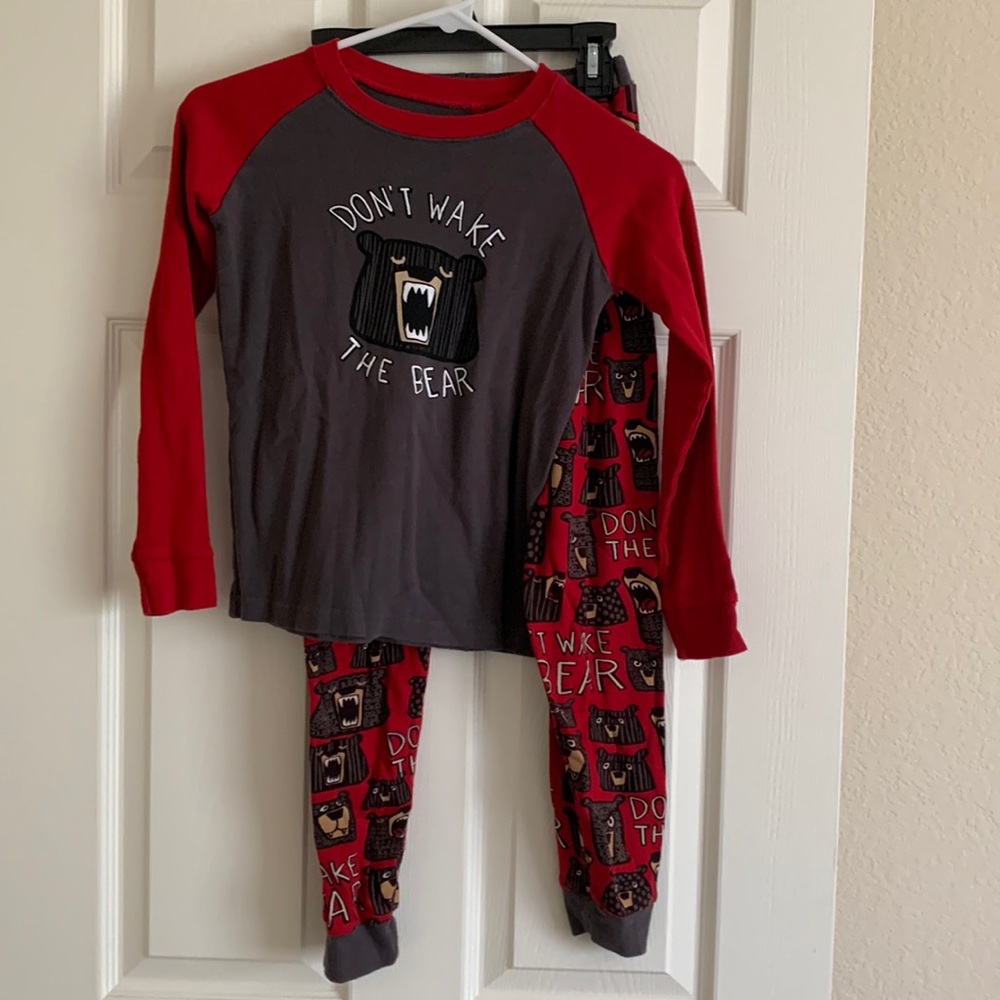 Like new! Lazy One “Don’t Wake the Bear” pajama set. Size 10.